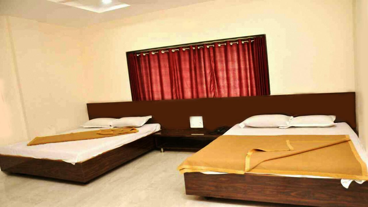 Sai Rajaram Palace Shirdi Luaran gambar